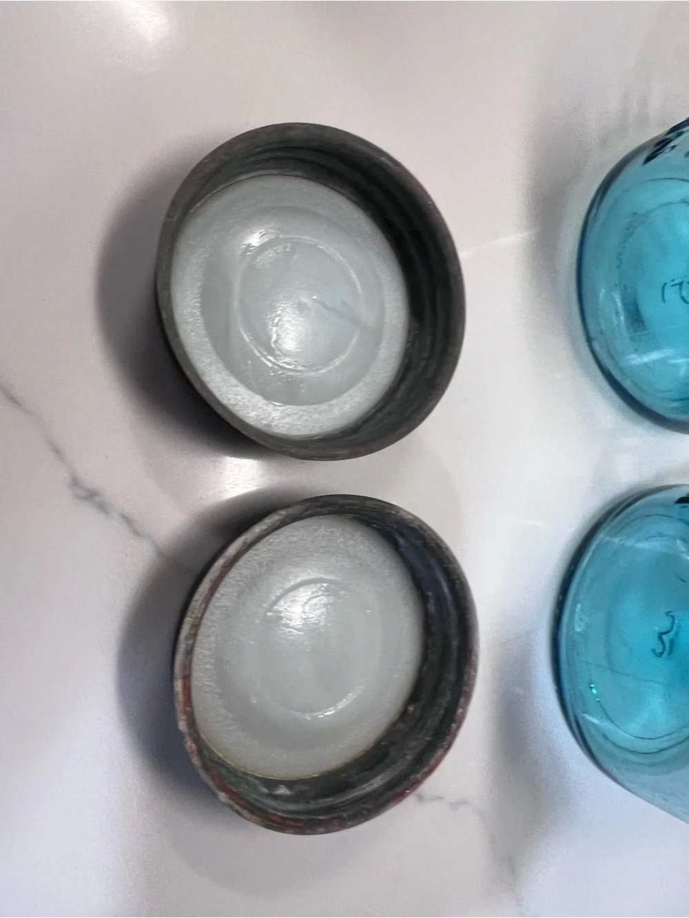 Vintage Blue Ball Perfect Mason Jars Lot Of 2 Quart Size With Zinc Lids